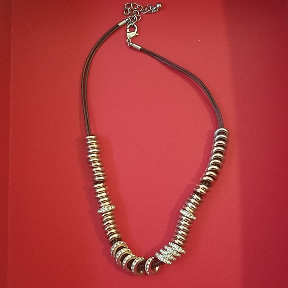 Necklace - Picture 2 of 8